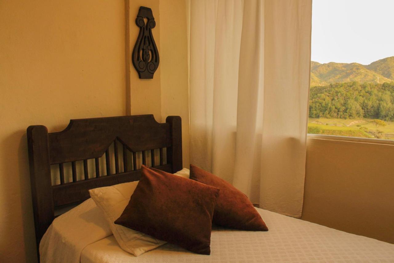 Casa Encuentro Ecolodge, Outdoor Gym And Yoga Guatapé Exterior photo
