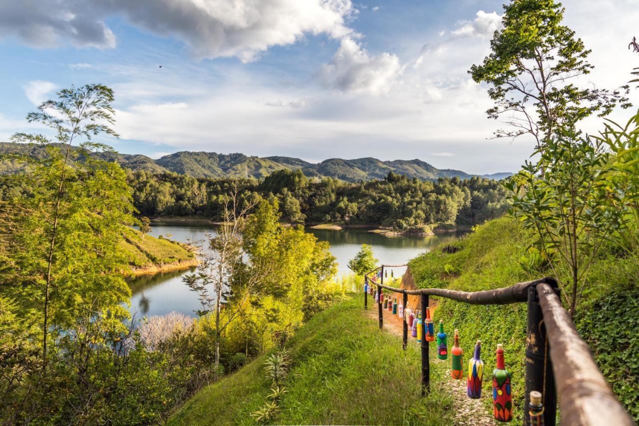 Casa Encuentro Ecolodge, Outdoor Gym And Yoga Guatapé Exterior photo
