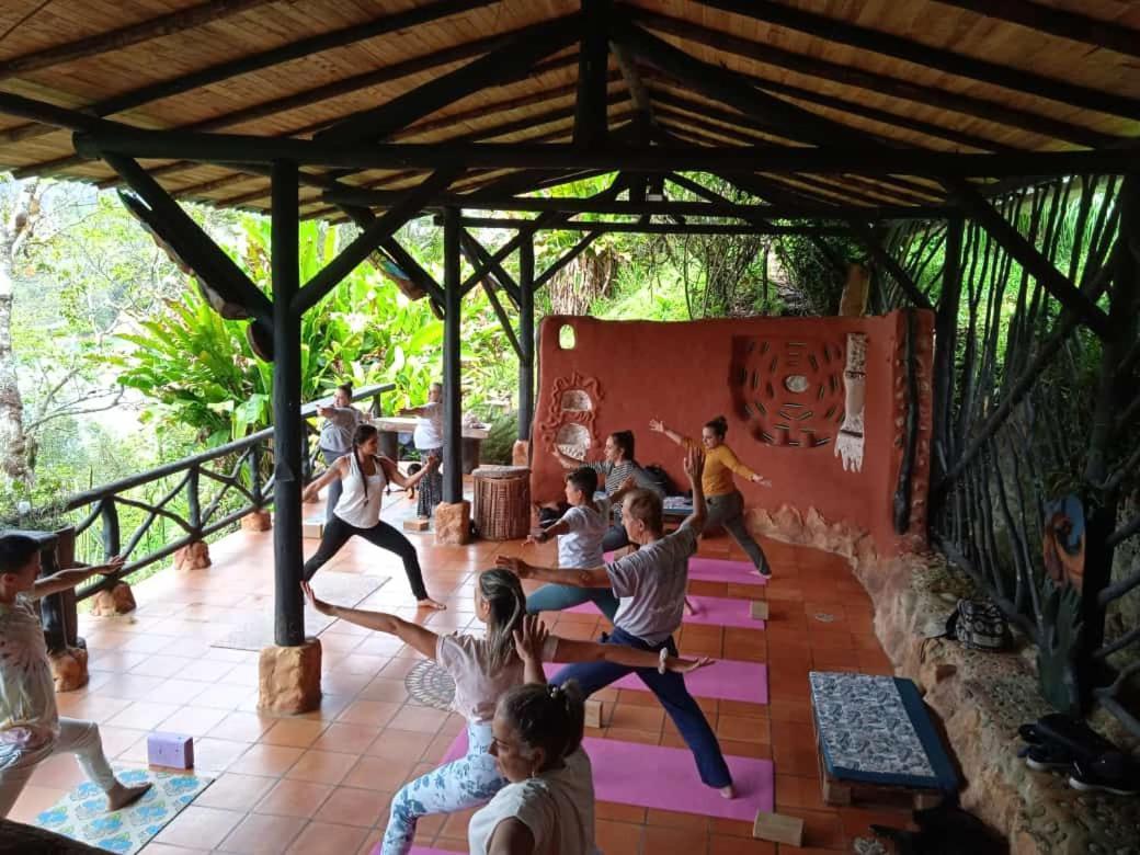 Casa Encuentro Ecolodge, Outdoor Gym And Yoga Guatapé Exterior photo