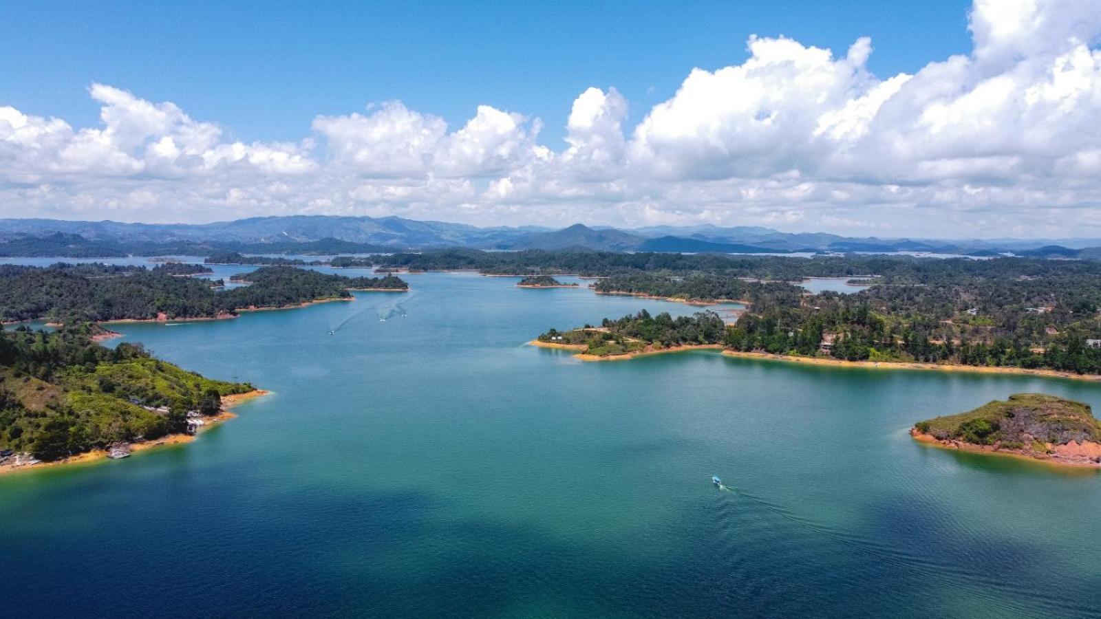 Casa Encuentro Ecolodge, Outdoor Gym And Yoga Guatapé Exterior photo